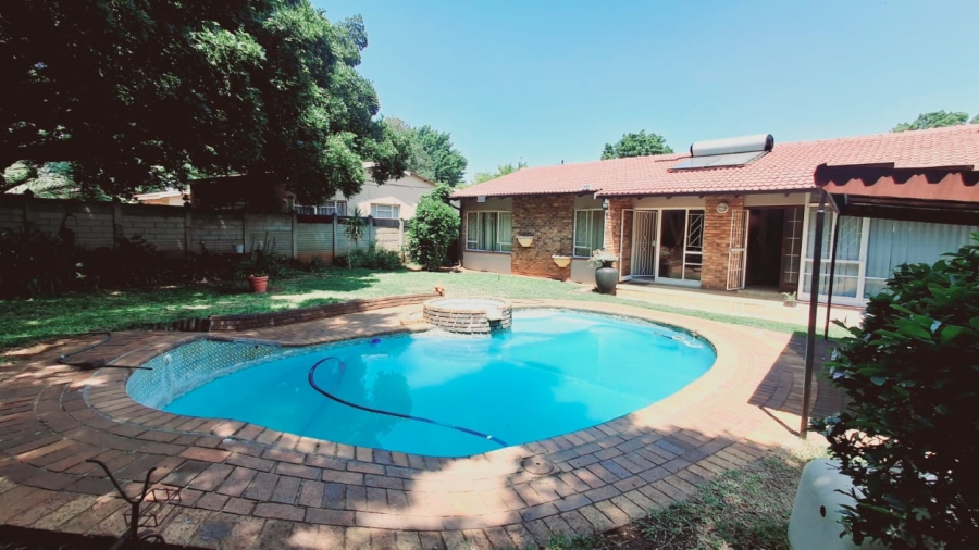 3 Bedroom Property for Sale in Sasolburg Ext 1 Free State